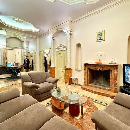 דירות קייב Great One Bed Right Near Opera House מראה חיצוני תמונה